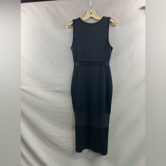 Black Bodycon Mesh Split Back Dress - Picture 8 of 9